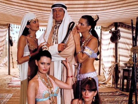 Ini Deretan Film 'James Bond' yang Dibintangi Roger Moore
