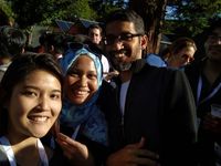 Berburu Selfie dengan Bos Google