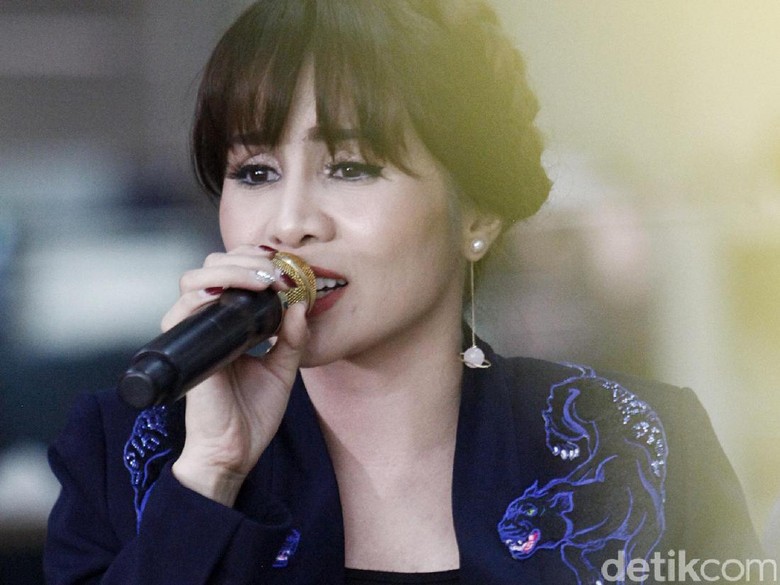 Setelah Menikah, Momo Akui Ada Perbedaan di Geisha Setelah Menikah, Momo Akui Ada Perbedaan di Geisha