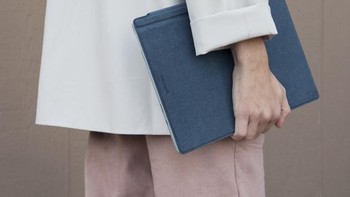 Keunggulan lain, tablet ini mendukung koneksi LTE. Foto: Microsoft