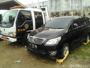 Tak Ambil Mobil yang Diderek Selama 3 Bulan, AM Didenda Rp 45 Juta