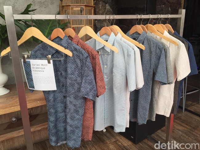 Menyusul kesuksesannya tahun lalu, koleksi batik dari raksasa fashion Jepang itu akan hadir lagi. Untuk koleksi musim semi/panas 2018, inspirasinya bersumber dari keragaman motif budaya Indonesia, seperti sido, ceplokan dan kembang. (Foto: Daniel Ngantung/Wolipop)