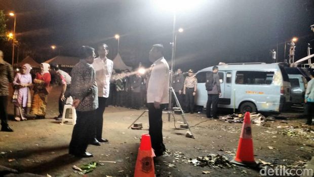 Dari RS Polri, Jokowi dan JK Sambangi Lokasi Bom Kampung Melayu
