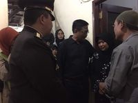Djarot Sambangi Rumah Duka Bripda Imam, Tenangkan Keluarga