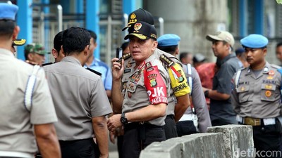 Kapolda Metro Jaya Kembali Tinjau TKP Bom Kampung Melayu