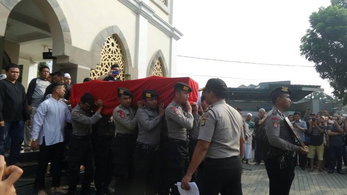 Bripda Ridho yang Gugur Akibat Bom Kampung Melayu Naik Pangkat