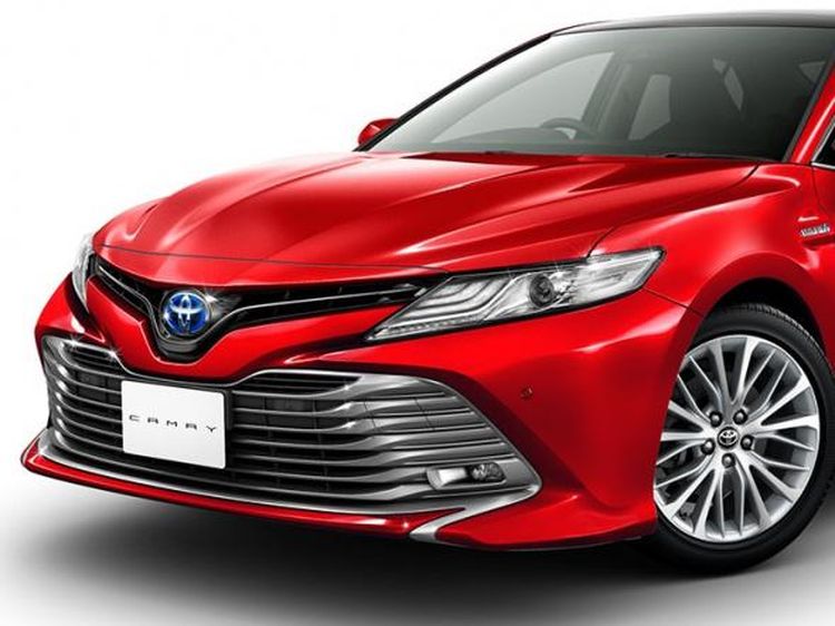 Toyota Camry Terbaru Nih..