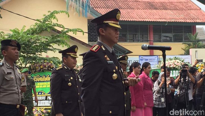 Kapolres Jaksel Serahkan Jenazah Bripda Imam ke Keluarga