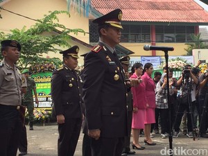 Kapolres Jaksel Serahkan Jenazah Bripda Imam ke Keluarga