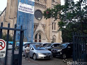 Gereja Katedral Sediakan Parkir untuk Jemaah Salat Id di Istiqlal