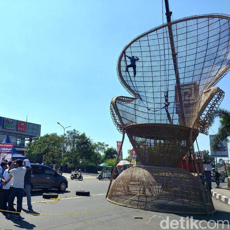 94 Kursi Kantor Bekas Cirebon Gratis