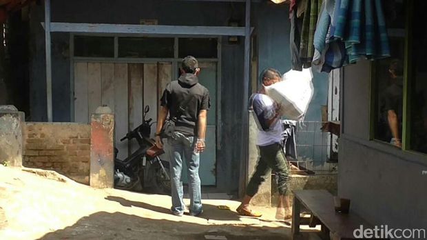 Adik Pelaku Bom Kampung Melayu Juga Ditangkap di Garut