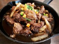 Mandala Baru: Mencicip Bistik Sapi dan Mie Goreng dari Restoran Legendaris