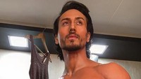 Sebelumnya para netizen riuh menebak bahwa film Rambo asal India akan tetap ada unsur joget dan bernyanyi. Foto: Instagram @tigershroff