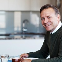 Seorang sumber seperti dilansir The Sun mengungkapkan kalau Meghan Markle pernah berpacaran dengan pebisnis asal Argentina pada 2002. Mereka bertemu saat Meghan magang di kedutaan besar AS di Buenos Aires. Dikatakan, keduanya hanya satu kali berkencan. Identitas sang pengusaha pun tak banyak diketahui. Foto: Ilustrasi pengusaha (iStock).