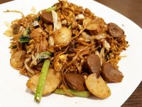 Mandala Baru: Mencicip Bistik Sapi dan Mie Goreng dari Restoran Legendaris