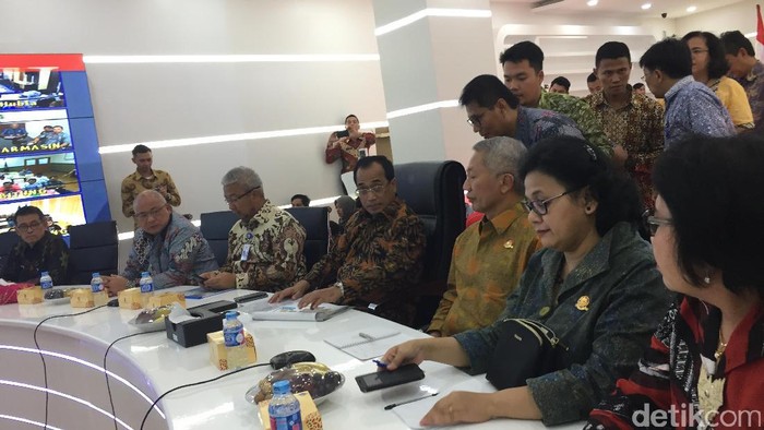 Cek Persiapan Angkutan Lebaran 2017, Menhub Gelar Video Conference