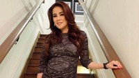 Cantiknya Olla Ramlan hamil 4 bulan (Foto: Dok. Instagram/ollaramlanaufar)