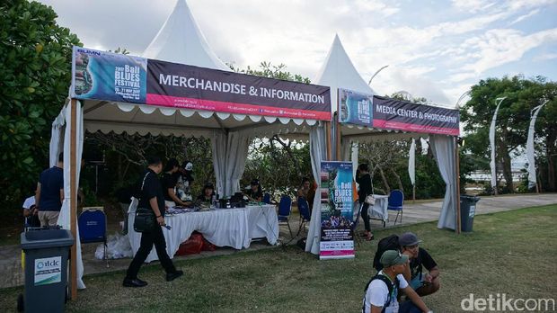 Ada juga booth merchandise (Masaul/detikTravel)