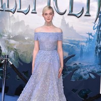 Elle Fanning di premier film Disney Maleficent, Teater El Capitan pada 28 Mei 2014 di Hollywood, California. (Foto: Frazer Harrison / Getty Images)