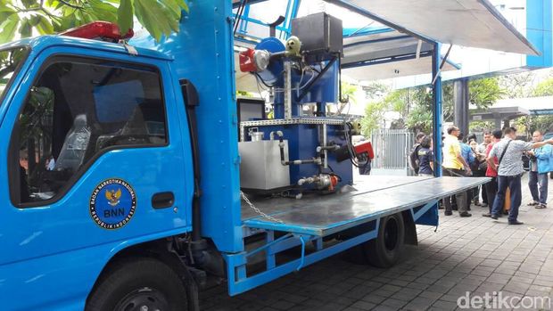  BNNP Bali memusnahkan barang bukti narkotika terkait 3 kasus, Jumat (26/5/2017).