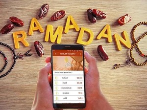 Menimbun Pahala di Bulan Ramadan Lewat Smartphone