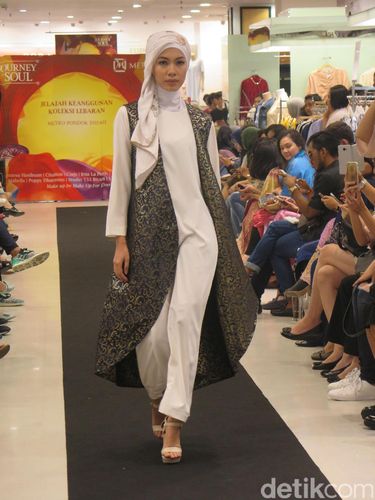 Metro Department Store Tawarkan Busana Lebaran 2017, Pastel Hingga Tenun