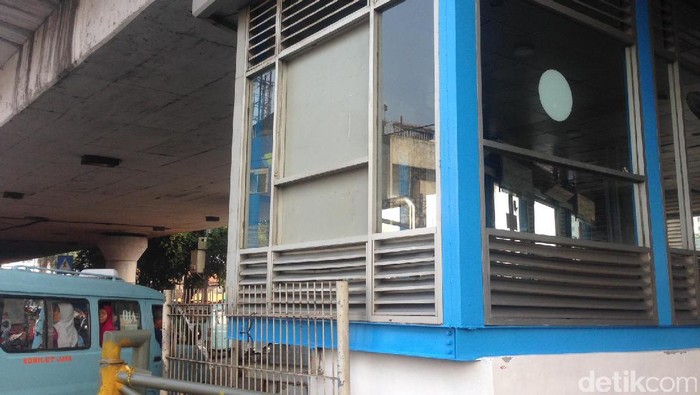 3 Hari Pascaledakan, Halte TransJ Kampung Melayu Belum Beroperasi