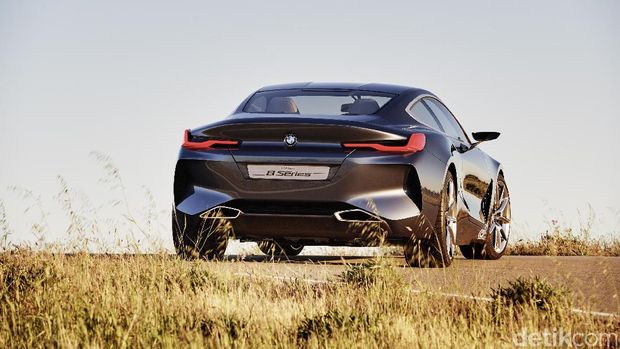 BMW Seri 8