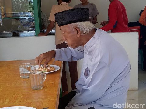 Kantin Gratis untuk Kaum Dhuafa di Masjid Agung Lubuklinggau
