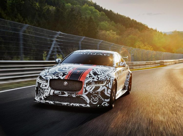 Jaguar XE SV Project 8, Kucing Paling Dahsyat