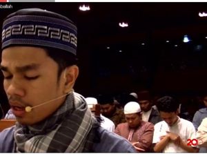 Ngaji Bersama Muzammil Hasballah Jelang Buka di detikcom