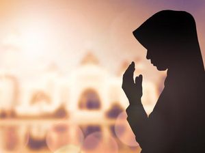 Dalil Memakai Jilbab bagi Muslimah dalam Al-Quran