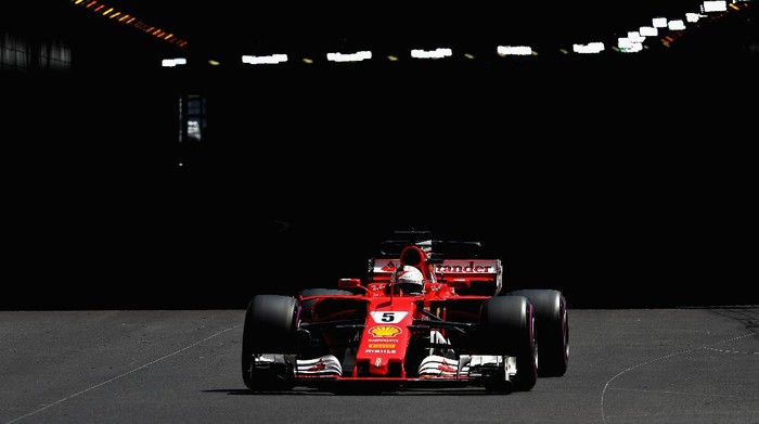 Vettel Tercepat Lagi, Ferrari 1-2