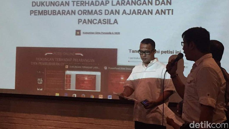 Sejumlah Aktivis Dukung Pemerintah Bubarkan Ormas Anti-Pancasila Sejumlah Aktivis Dukung Pemerintah Bubarkan Ormas Anti-Pancasila