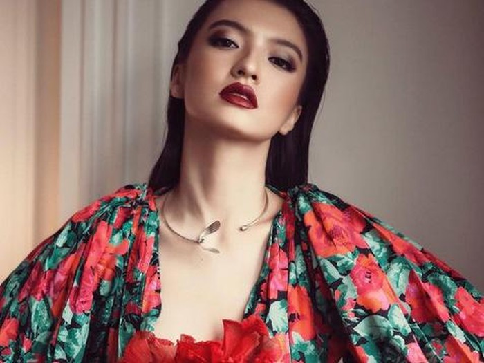 Berjumpa Tony Fernandes, Raline Shah Cuma Ngobrol-ngobrol