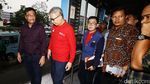Djarot Sambangi Halte TransJakarta Kampung Melayu