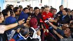 Djarot Sambangi Halte TransJakarta Kampung Melayu