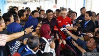 Djarot menginstruksikan tempat-tempat keramaian publik untuk ditambah lampu penerangan. Tujuannya mencegah tindak kejahatan di tempat publik.