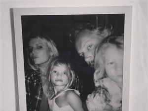 Jessica Simpson Rayakan 7 Tahun Kebersamaan Bareng Suami