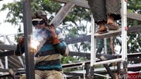 Walaupun bangunan tersebut belum selesai 100 persen namun sudah dapat dioperasikan.