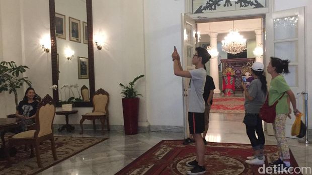 Akhir Pekan Pertama Puasa, Wisata Balai Kota Sepi Pengunjung