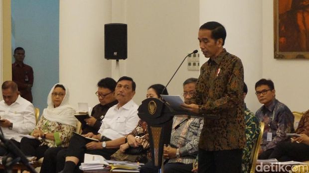  Presiden Jokowi di sidang kabinet paripurna, Senin (29/5/2017)