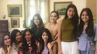 Gajebo adalah geng yang berisi Titi Kamal, Morisa Arizona, Febri Jasminto, Mire Dunda dan beberapa lagi yang lainnya. Foto: Instagram @titi_kamall/@balqis_farah
