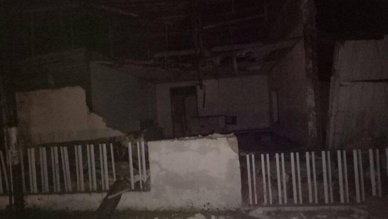 Sejumlah Bangunan Roboh di Poso Usai Diguncang Gempa 6,6 SR Sejumlah Bangunan Roboh di Poso Usai Diguncang Gempa 6,6 SR