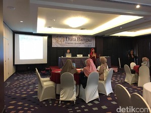 Duta Bangsa Berbagi Ilmu Public Speaking dengan Finalis Sunsilk Hijab Hunt