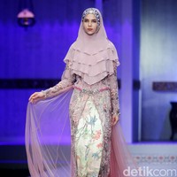 Koleksi terbaru Si.Se.Sa yang mengusung tema Keluargi bertempat di Dharmawangsa Hotel. Jakarta.[Foto: Mohammad Abduh/wolipop]