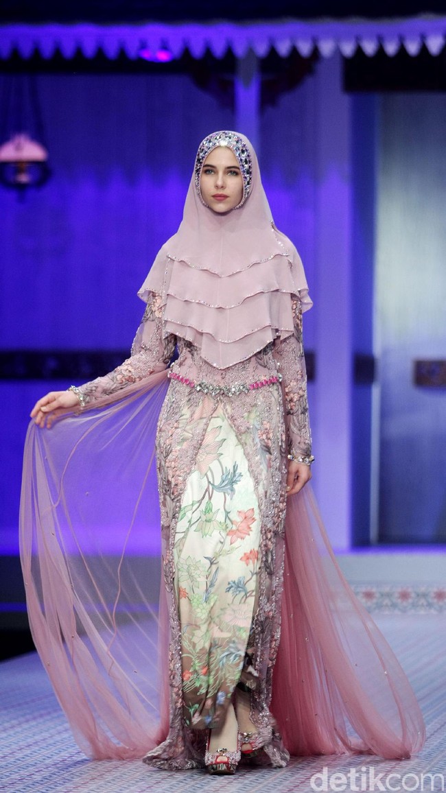 Koleksi terbaru Si.Se.Sa yang mengusung tema Keluargi bertempat di Dharmawangsa Hotel. Jakarta.[Foto: Mohammad Abduh/wolipop]