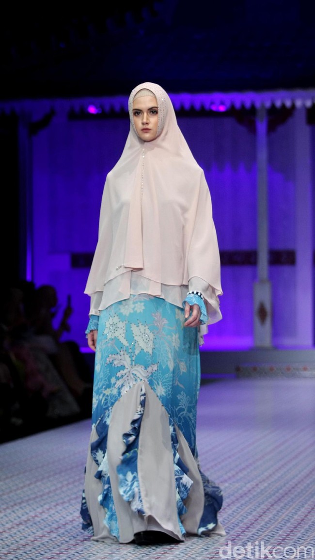 Koleksi terbaru Si.Se.Sa yang mengusung tema Keluargi bertempat di Dharmawangsa Hotel. Jakarta.[Foto: Mohammad Abduh/wolipop]