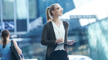 Dibekali fitur Windows Hello untuk kemanan. Foto: Asus